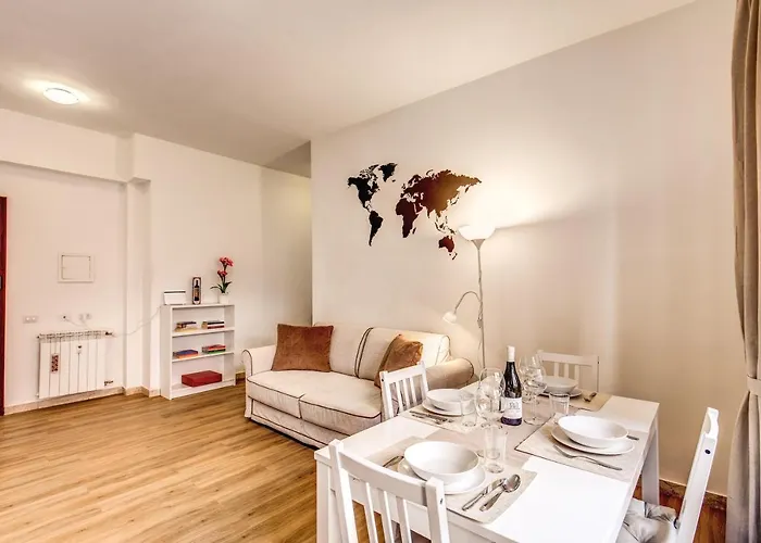Aura Paradise Apartment